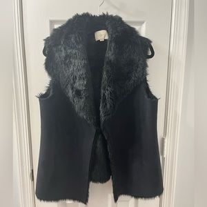 Funky Vest! Fur-like collar vest.